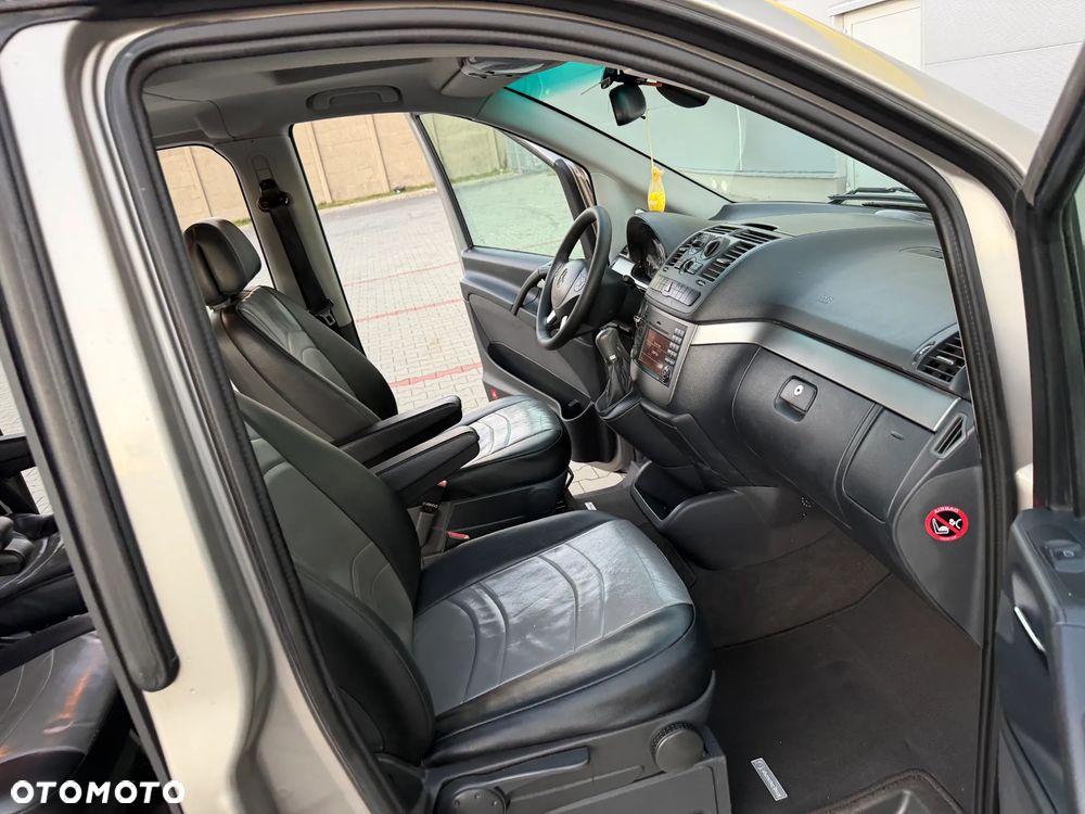 Mercedes-Benz Viano - 22
