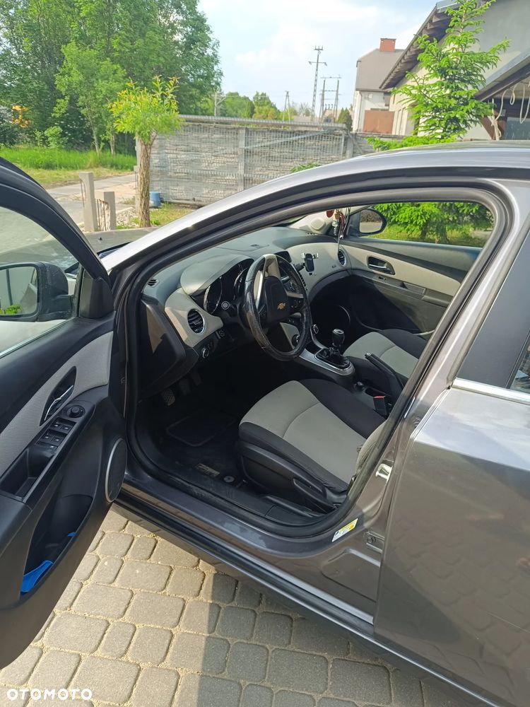 Chevrolet Cruze 1.8 LS (klm) - 6