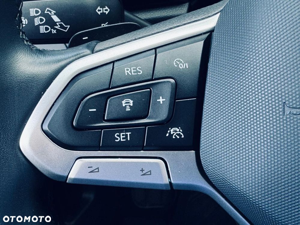 Volkswagen T-Cross - 23