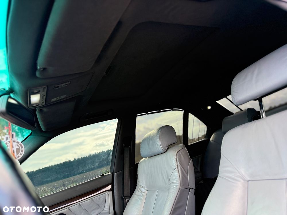 BMW Seria 7 740i - 18