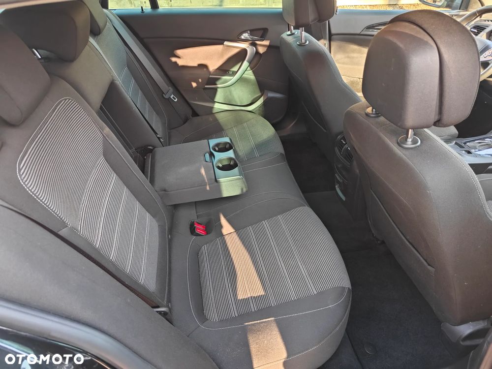 Opel Insignia 2.0 CDTI automatik Business Edition - 28