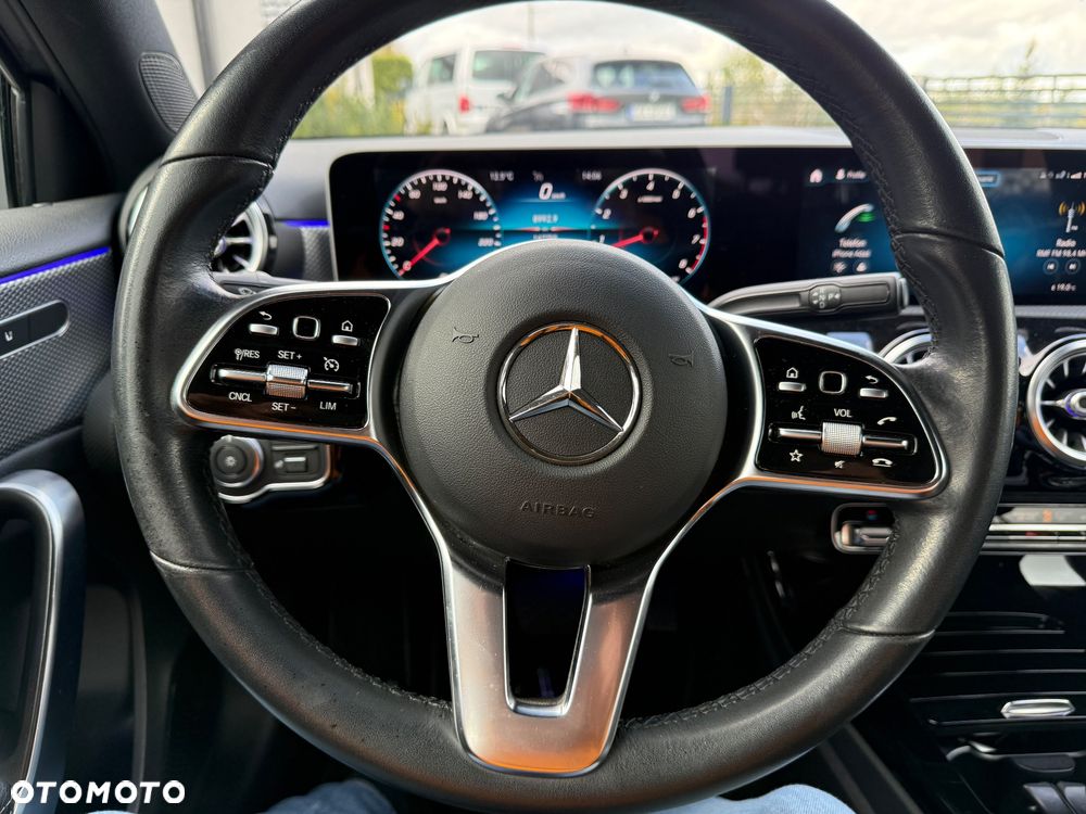 Mercedes-Benz Klasa A 220 4-Matic 7G-DCT - 26