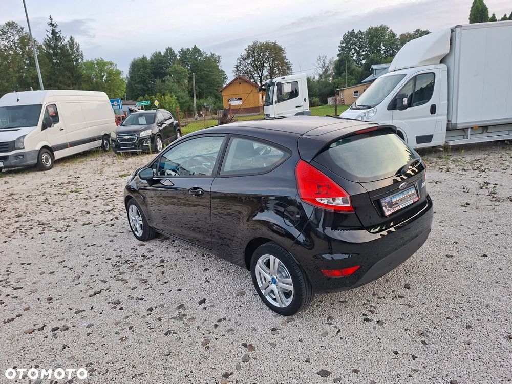 Ford Fiesta 1.25 Champions Edition - 11