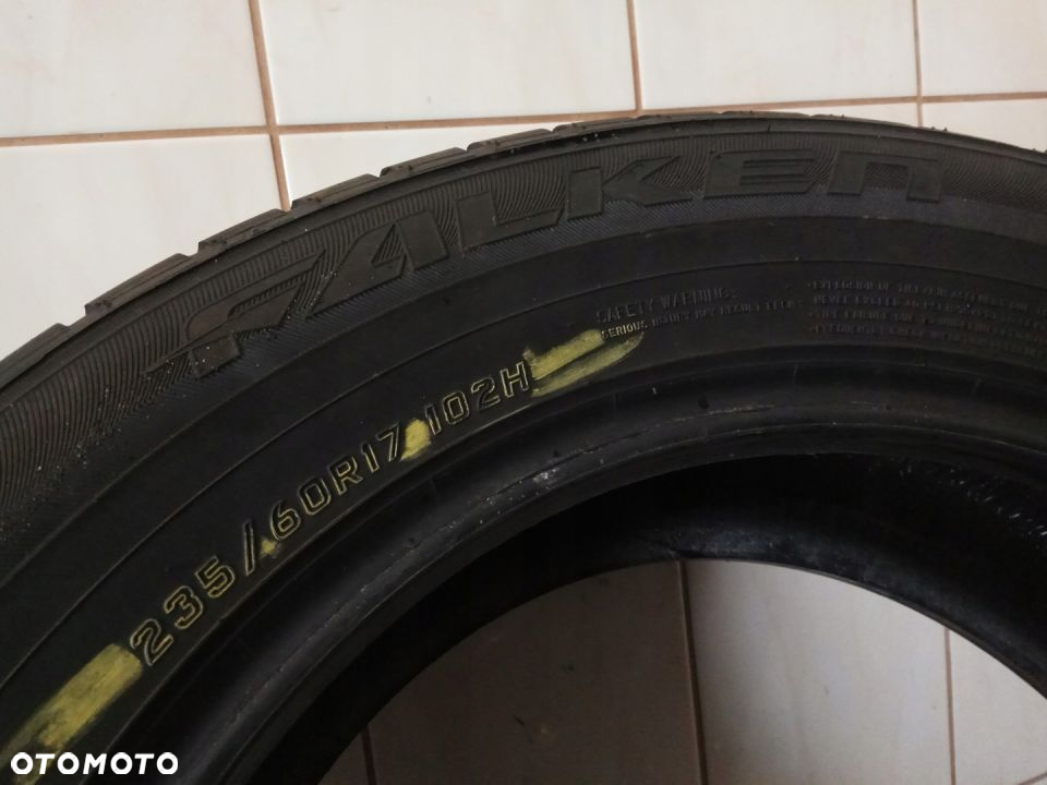 R17 235/60 102H Falken EuroWinter 7,2mm - 5