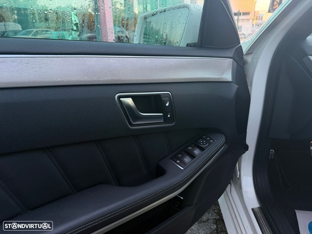 Mercedes-Benz E 250 CDi Avantgarde BlueEfficiency Auto. - 12