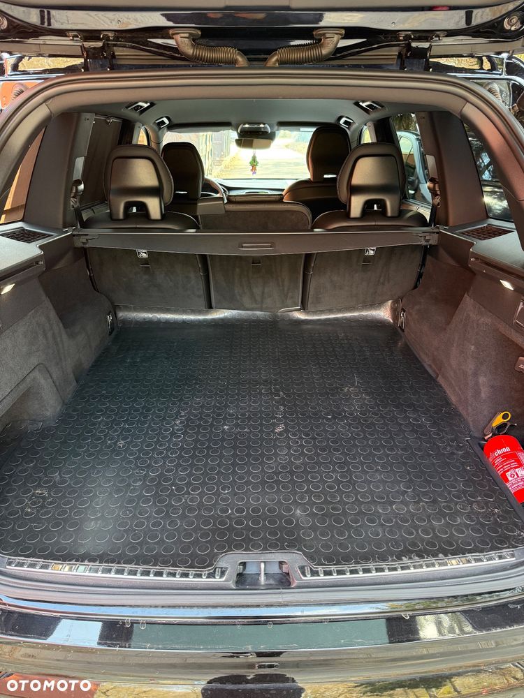 Volvo XC 90 - 11
