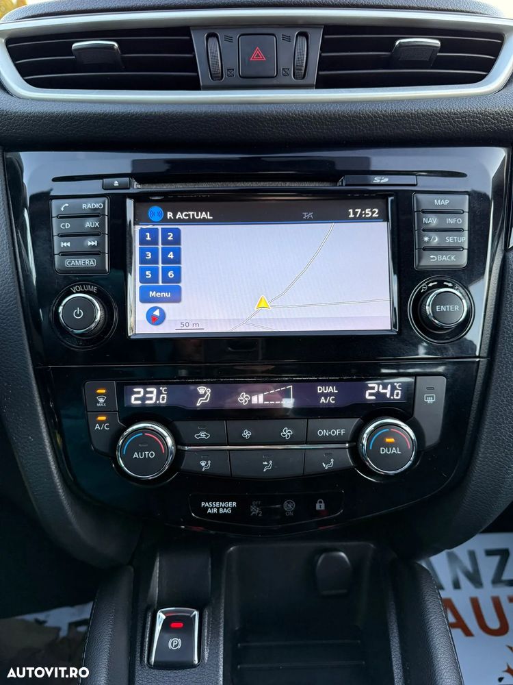 Nissan Qashqai 1.5 DCI N-Connecta - 13