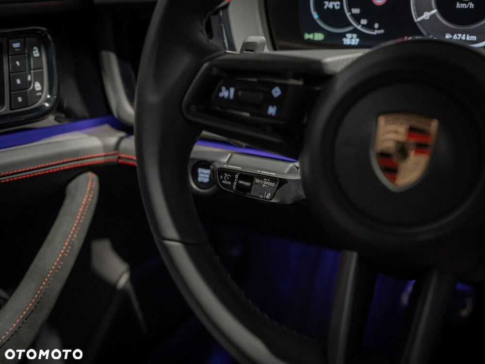 Porsche Panamera GTS - 33