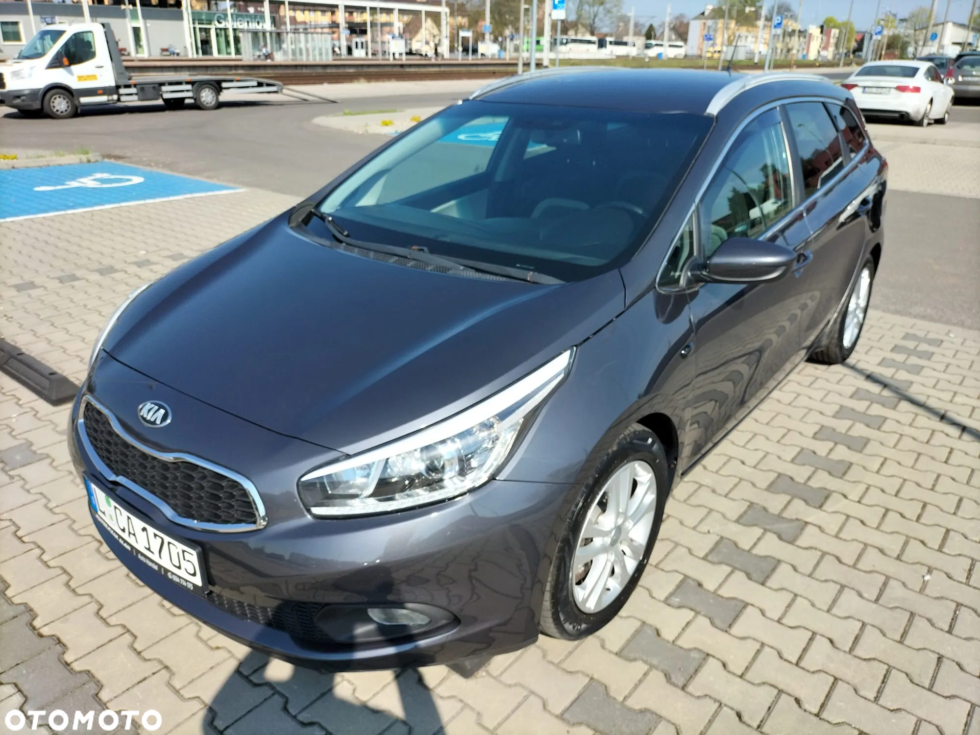 Kia Ceed 1.6 CRDi 128 Fifa World Cup Edition - 10