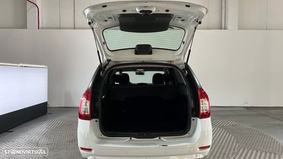 Dacia Logan MCV 0.9 TCe Stepway - 23
