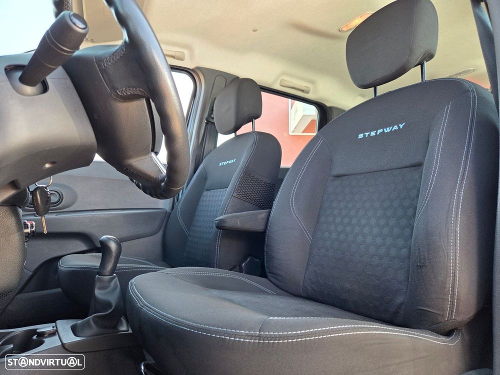 Dacia Lodgy 1.2 TCe Confort 7L - 12