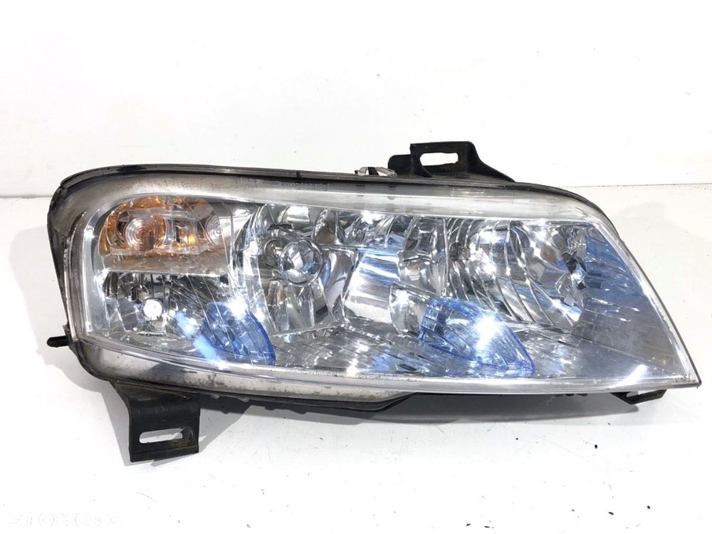 REFLEKTOR PRAWY PRZÓD - 129.00 PLN - FIAT STILO Multi Wagon (192_) 2003 - 2008 1.9 JTD 85 kW [115 - 1