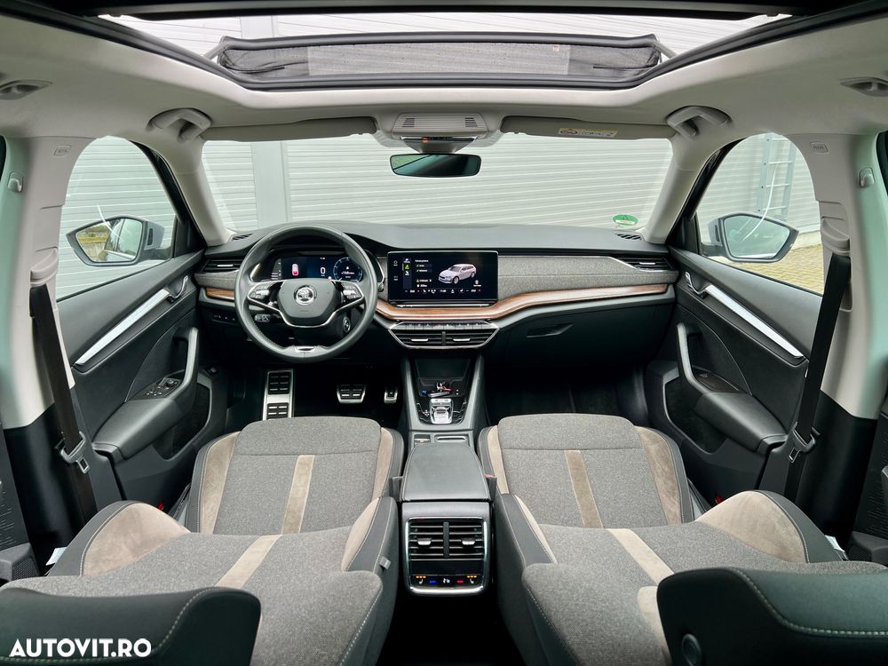 Skoda Octavia Combi 2.0 TDI DSG 4X4 Scout - 8