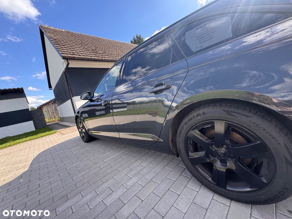 Audi A4 Avant 2.0 TDI S tronic - 8
