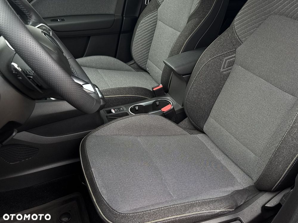 Renault Captur 1.3 TCe mHEV Techno EDC - 11