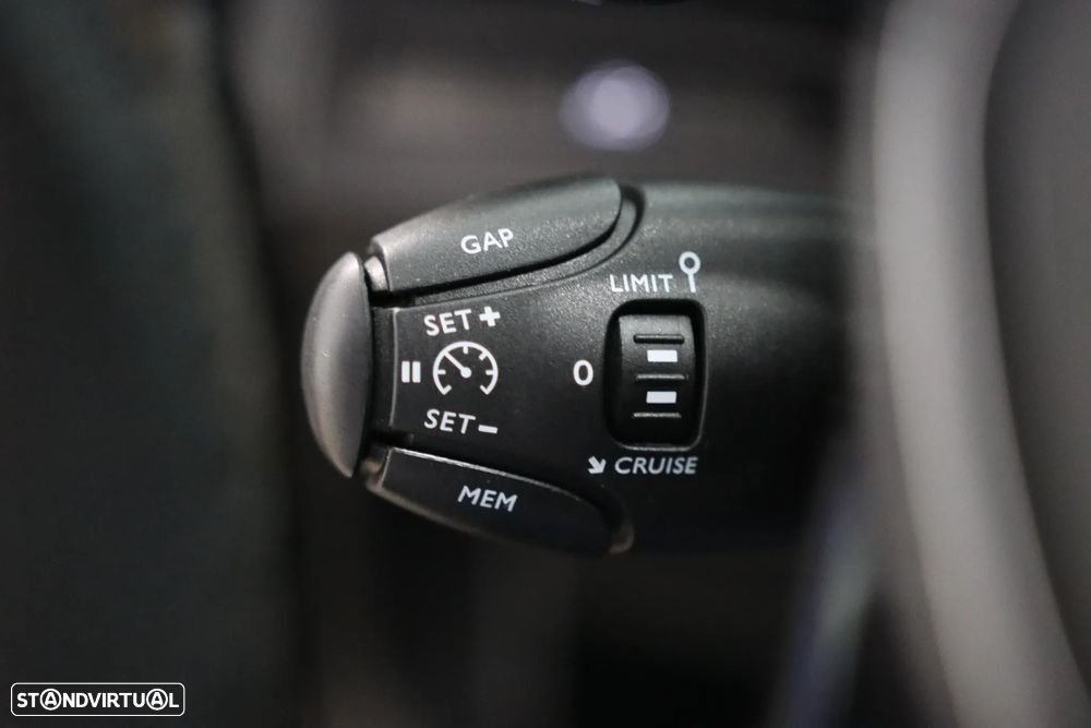 Peugeot 5008 BlueHDI 130 EAT8 GT - 28