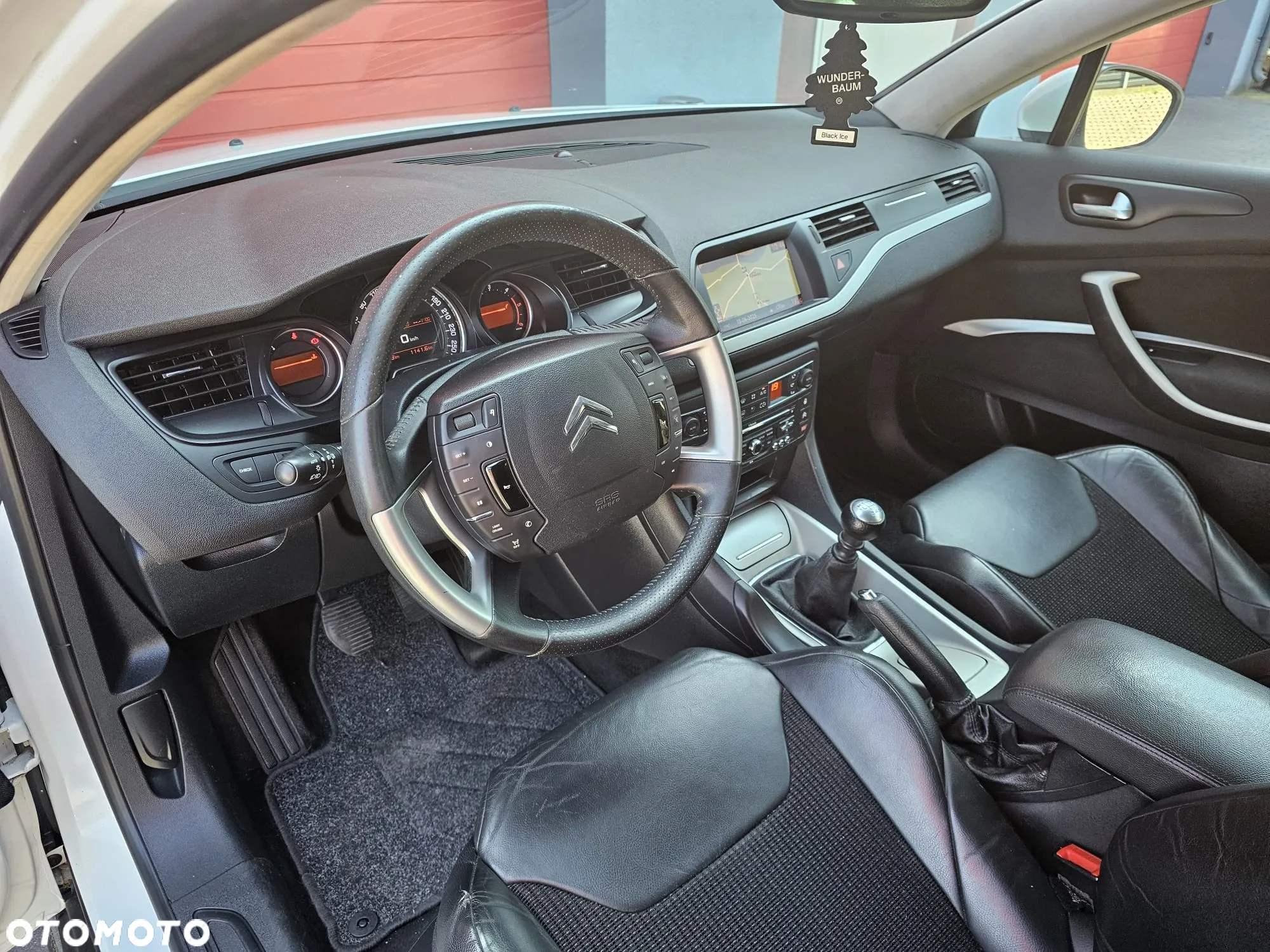Citroën C5 Tourer HDi 165 FAP Exclusive - 17