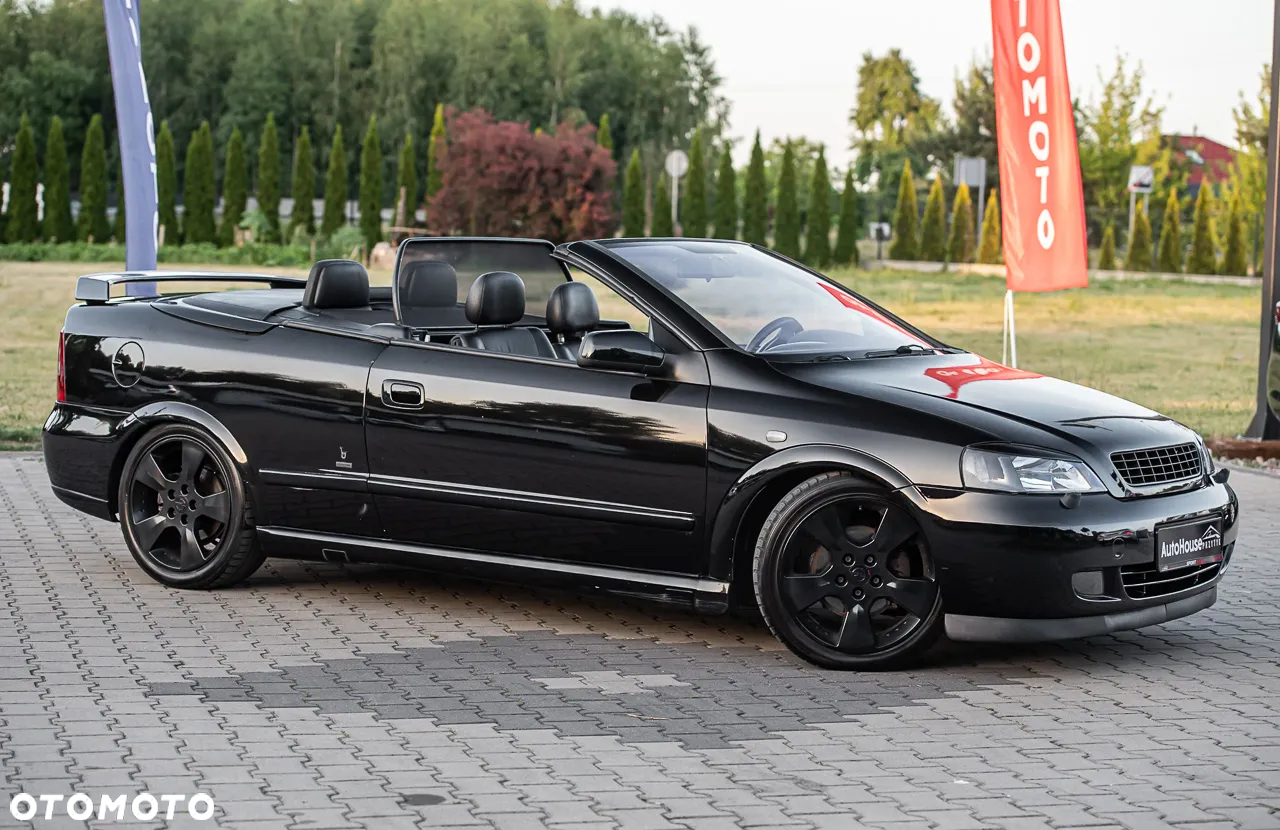 Opel Astra II 2.2 Sport - 12