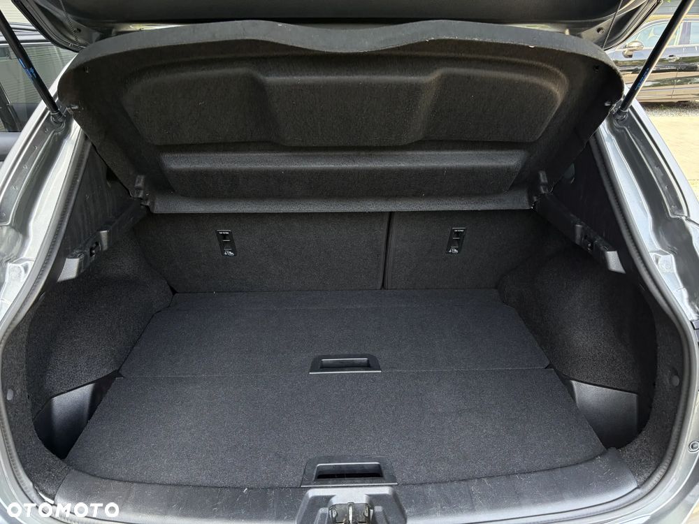 Nissan Qashqai 1.2 DIG-T Xtronic TEKNA+ - 36