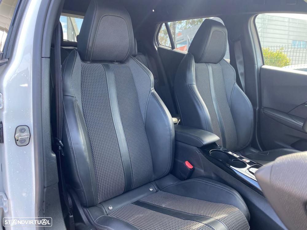 Peugeot 2008 1.5 BlueHDi GT EAT8 - 9