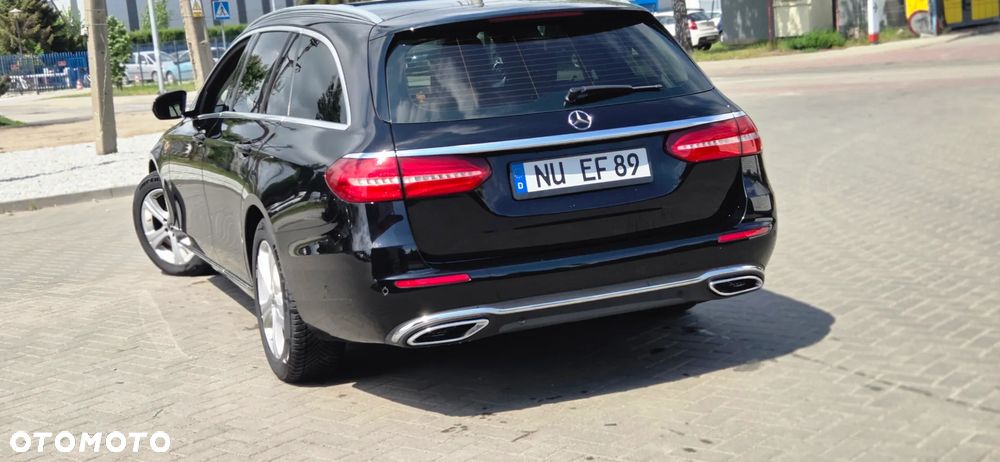 Mercedes-Benz Klasa E 220 d 9G-TRONIC - 13