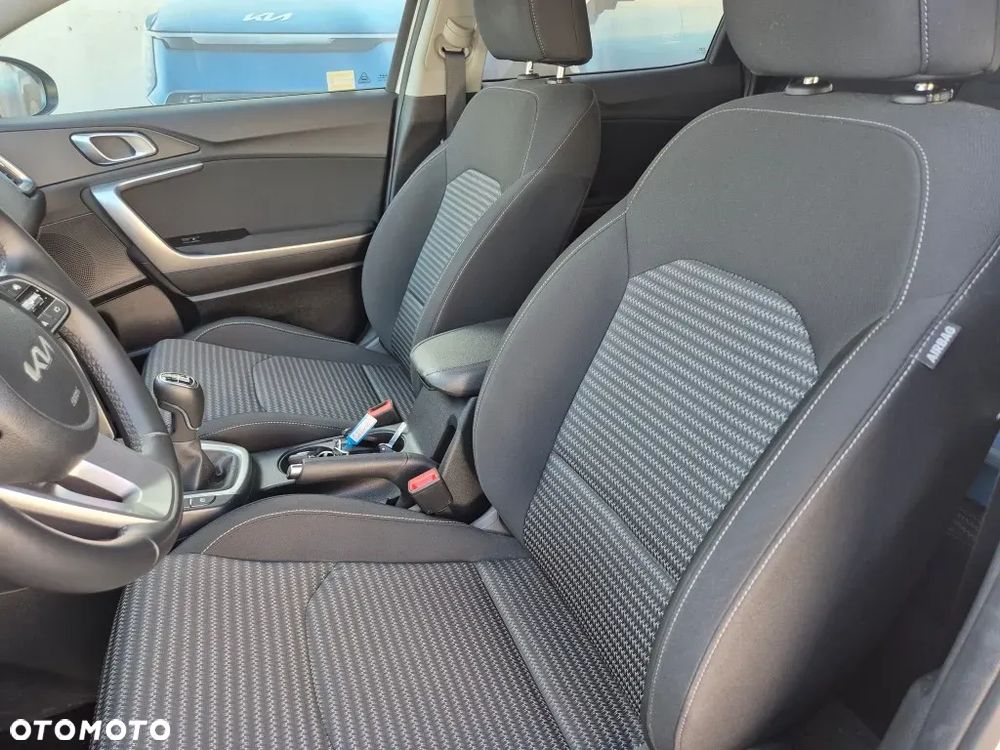 Kia XCeed 1.5 T-GDI M - 18