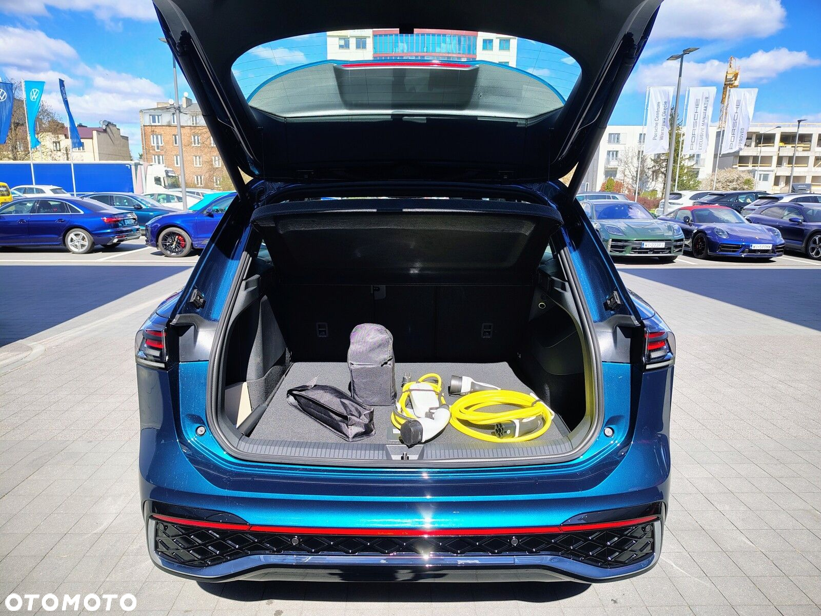 Volkswagen Tiguan - 8