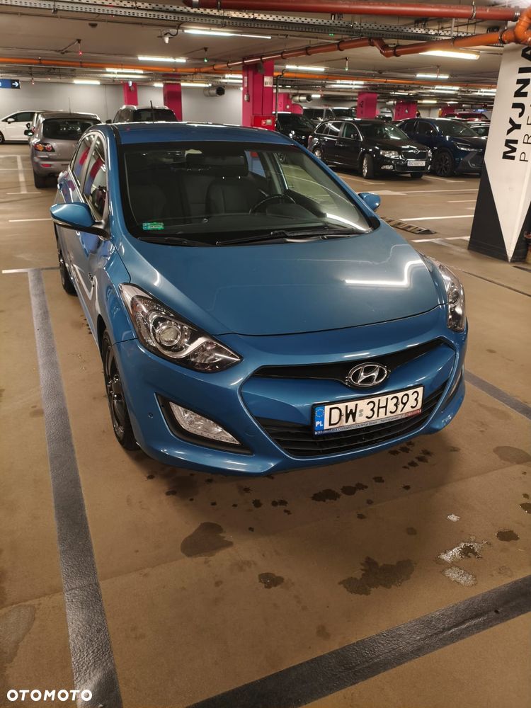 Hyundai i30 blue 1.6 CRDi Trend - 6