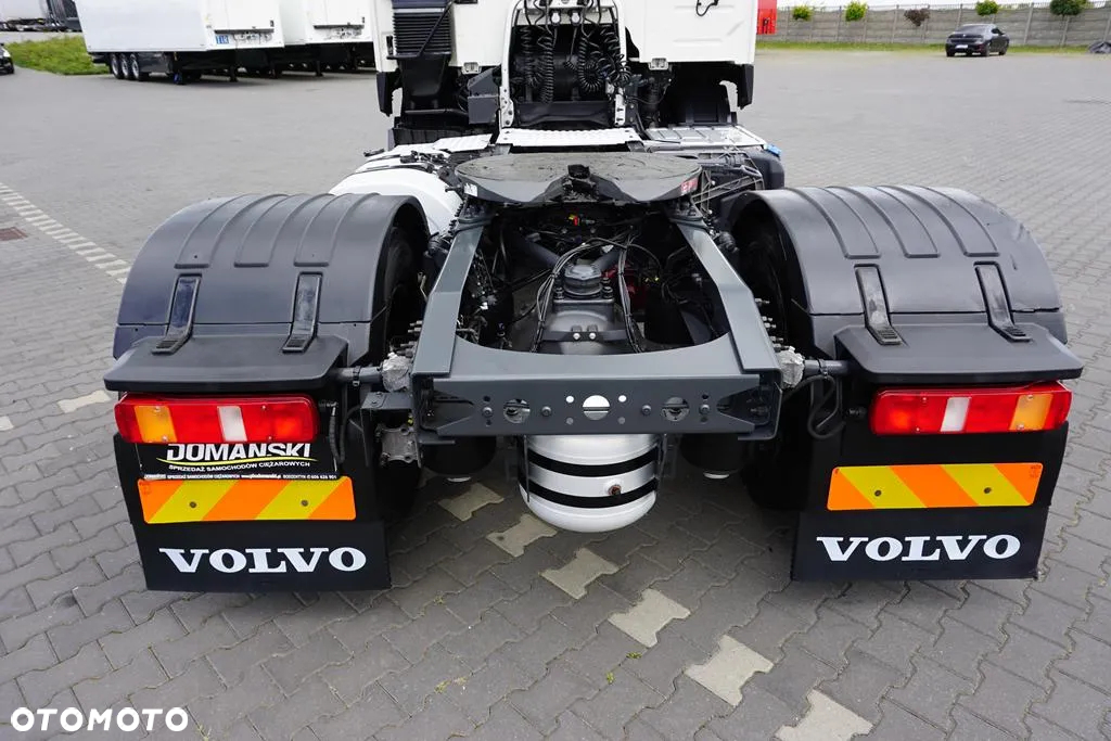 Volvo FM / 450 / ACC / EURO 6 / PEŁNY ADR / WAGA 6692 KG / KOMPRESOR - 16