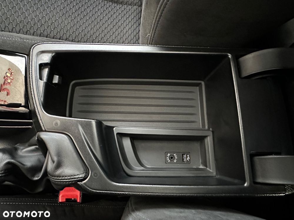 BMW Seria 1 120d M Sport - 31