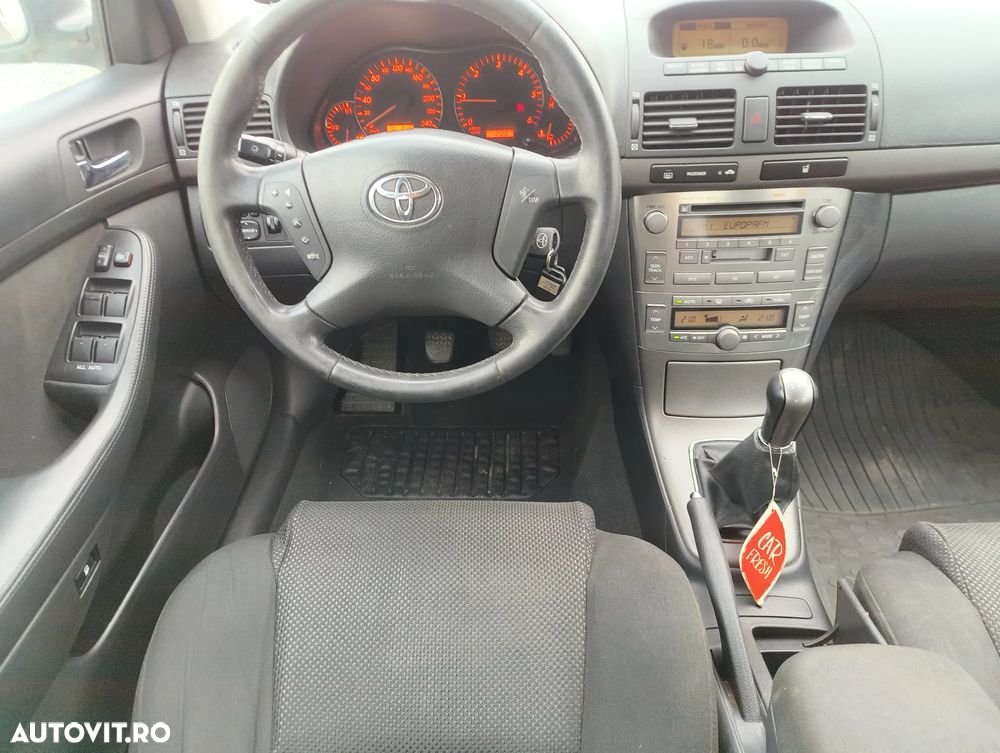 Toyota Avensis 2.0 D4D Sdn. Terra - 7
