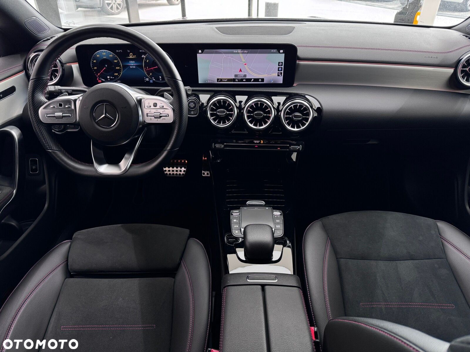 Mercedes-Benz CLA 200 AMG Line 7G-DCT - 14