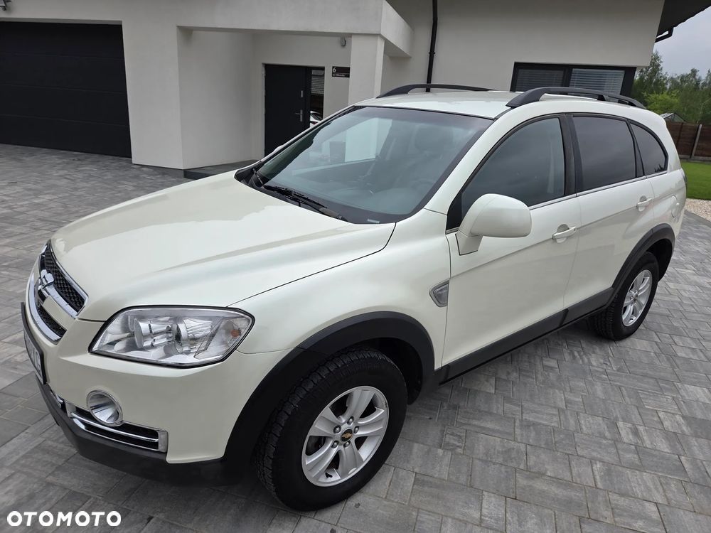 Chevrolet Captiva 2.0 d LS 5os 2WD - 18