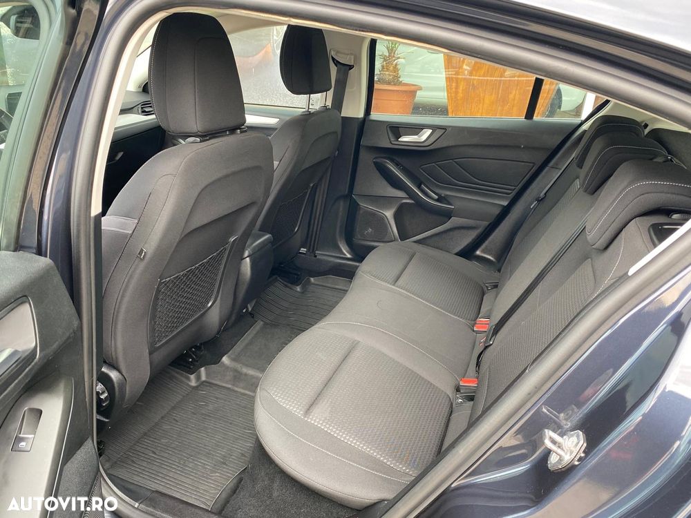 Ford Focus 1.0 EcoBoost MHEV Connected - 14