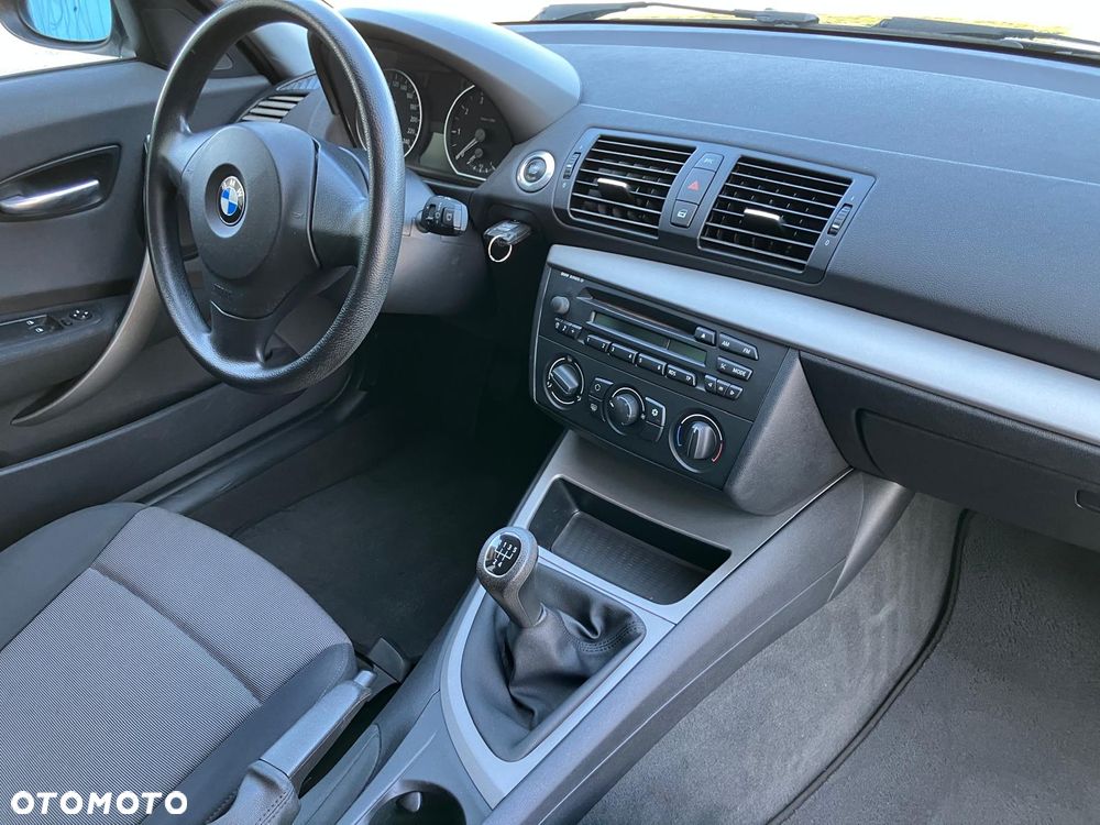 BMW Seria 1 116i - 20