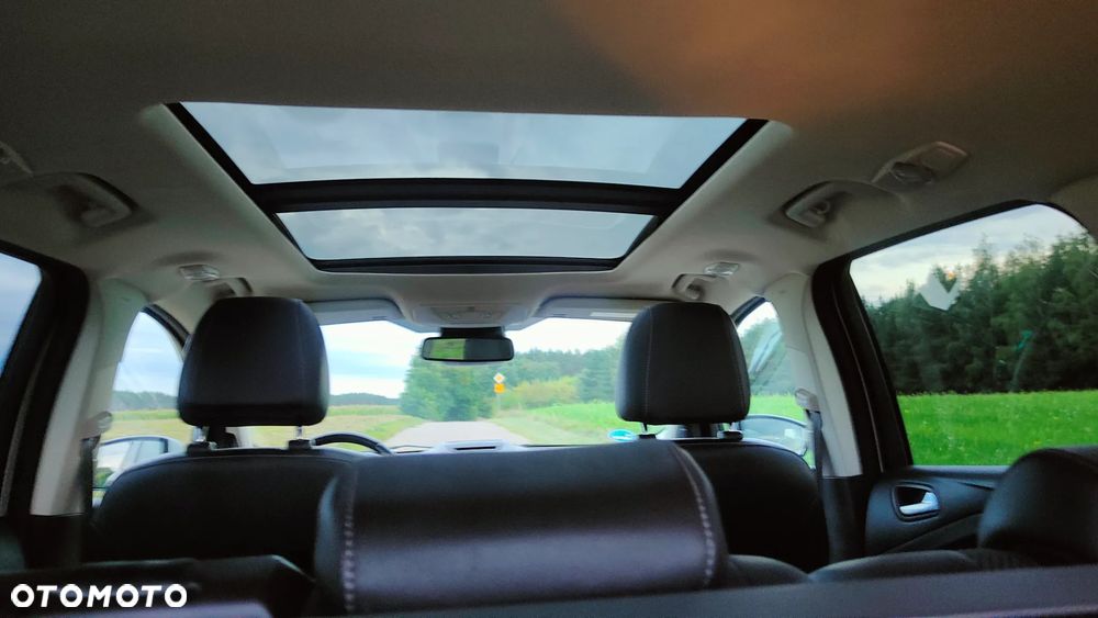 Ford Kuga - 22