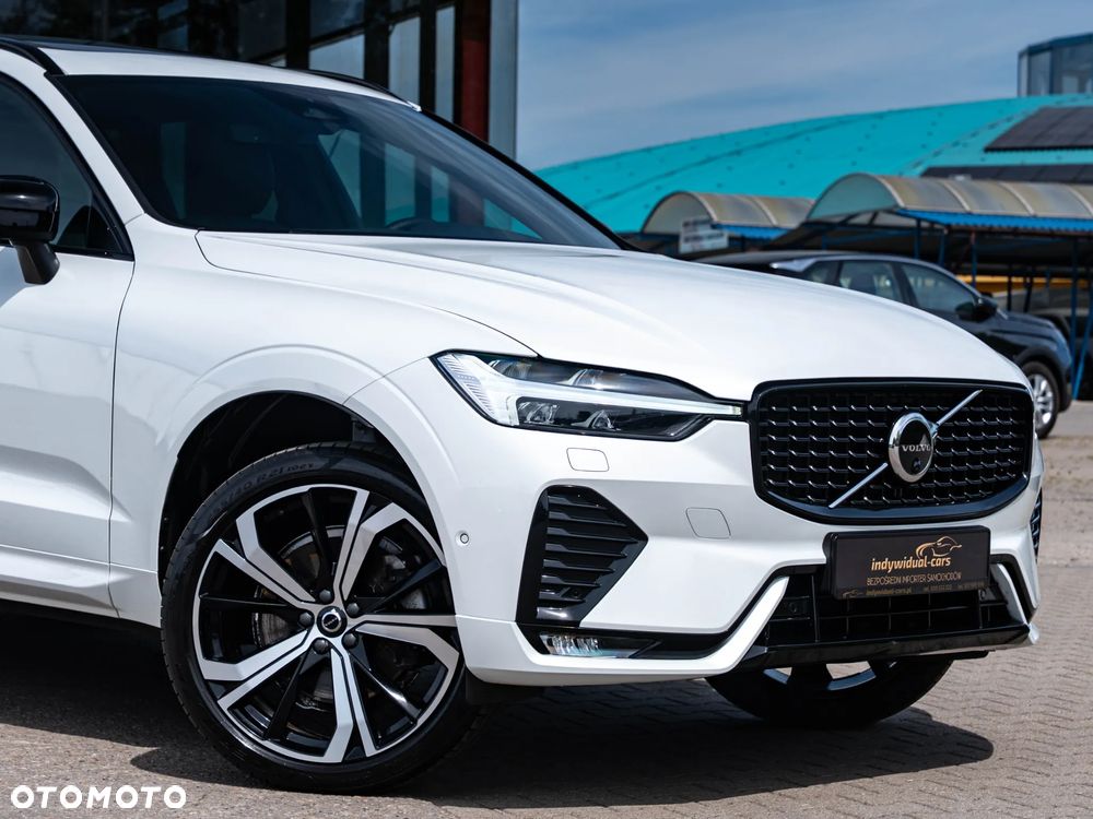 Volvo XC 60 B4 B Plus Dark - 10