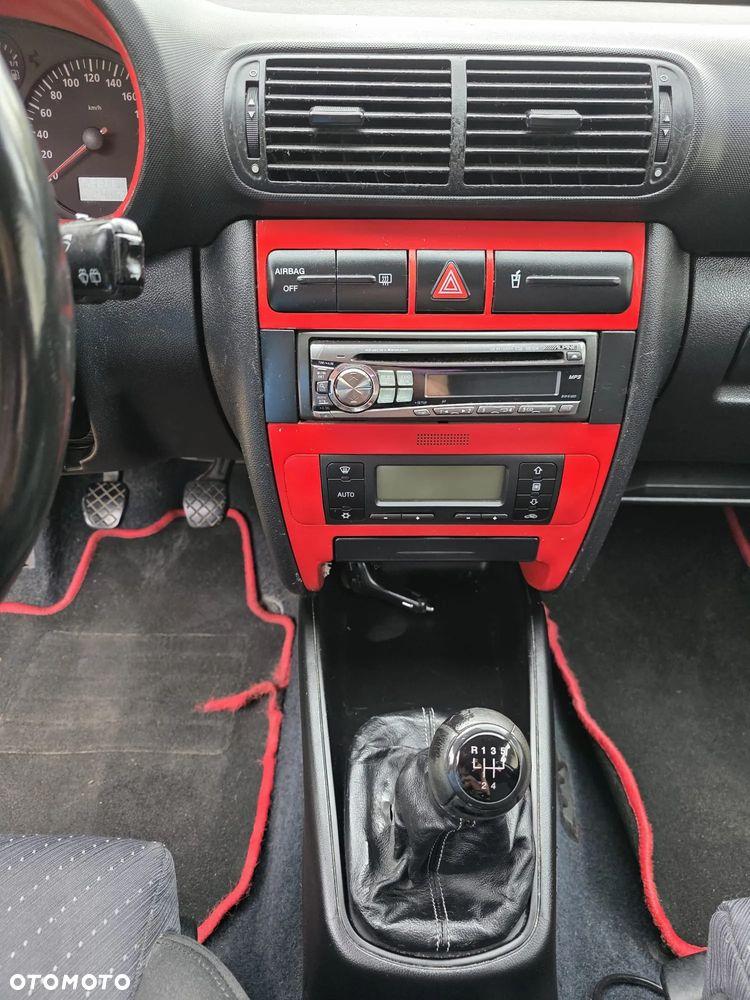 Seat Leon 1.6 Spirit Cool - 16