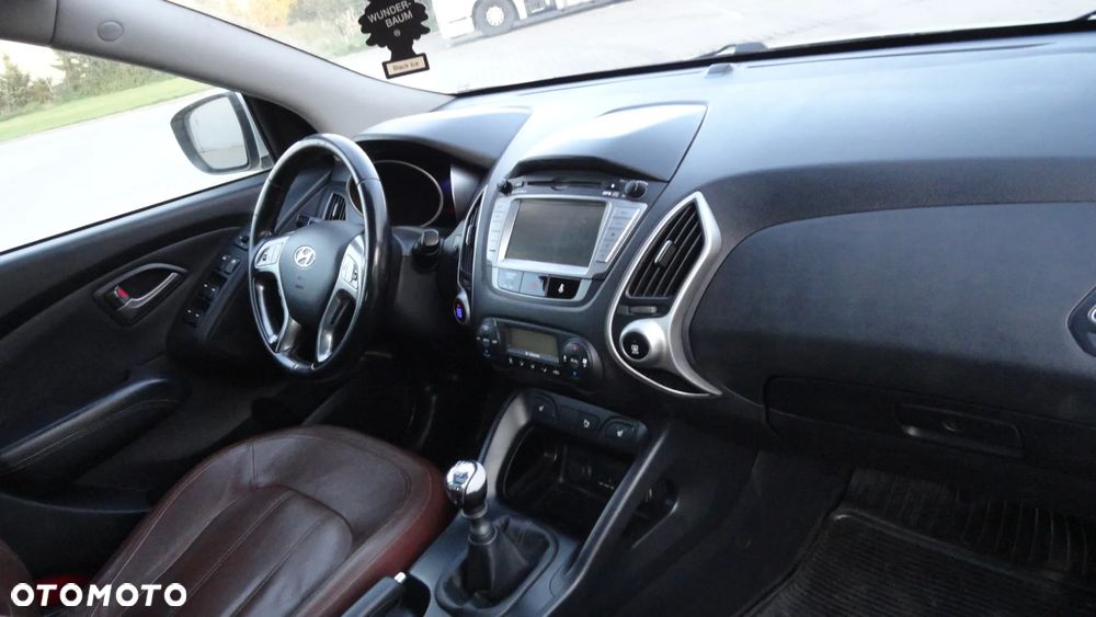 Hyundai ix35 2.0 CRDi 4WD Premium - 13