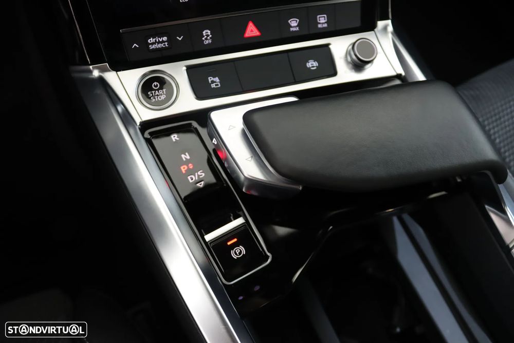 Audi e-tron 55 quattro S line - 15