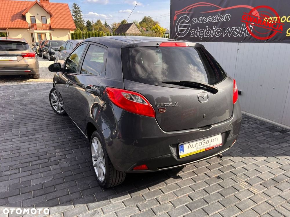 Mazda 2 - 7