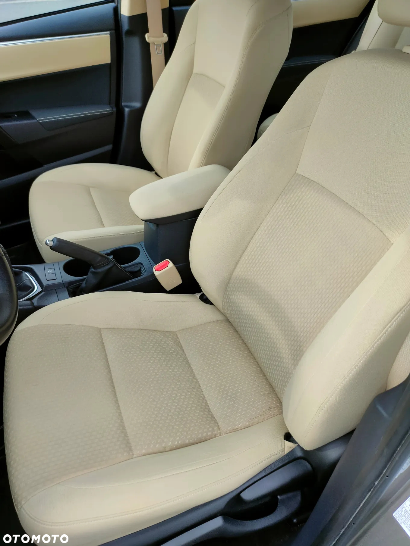 Toyota Corolla 1.6 Comfort - 8