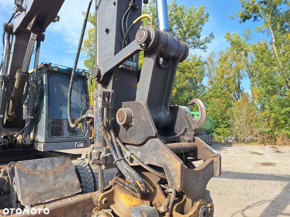 Volvo Ew 140 C 4X4 - 33