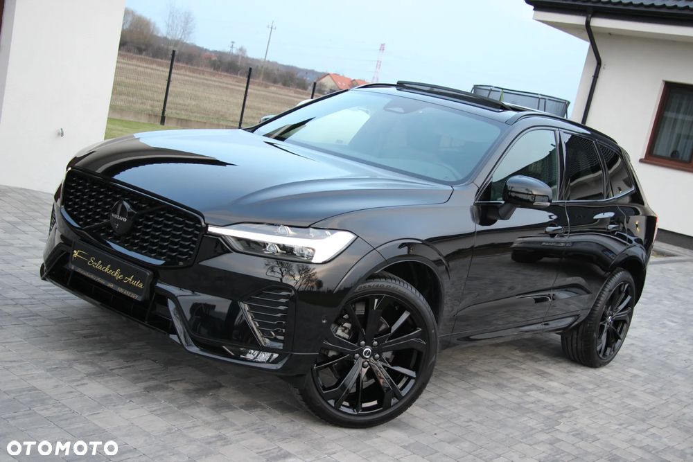 Volvo XC 60 B5 B AWD Plus Black Edition - 33