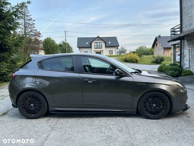 Alfa Romeo Giulietta 2.0 JTDM Distinctive - 3