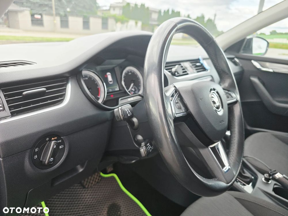 Skoda Octavia 2.0 TDI Style DSG - 31