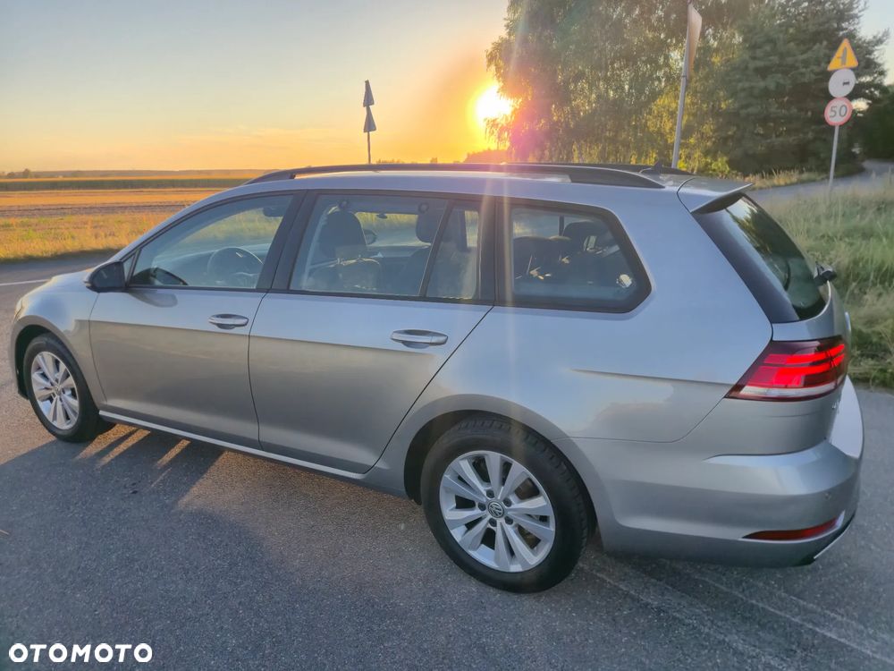 Volkswagen Golf 1.6 TDI BMT Comfortline - 4
