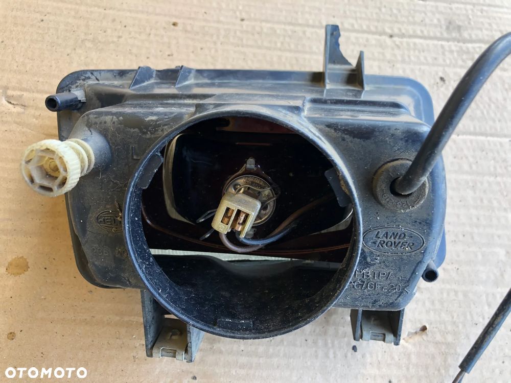 HALOGEN W ZDERZAK LEWY LAND ROVER DISCOVERY 2 II - 2