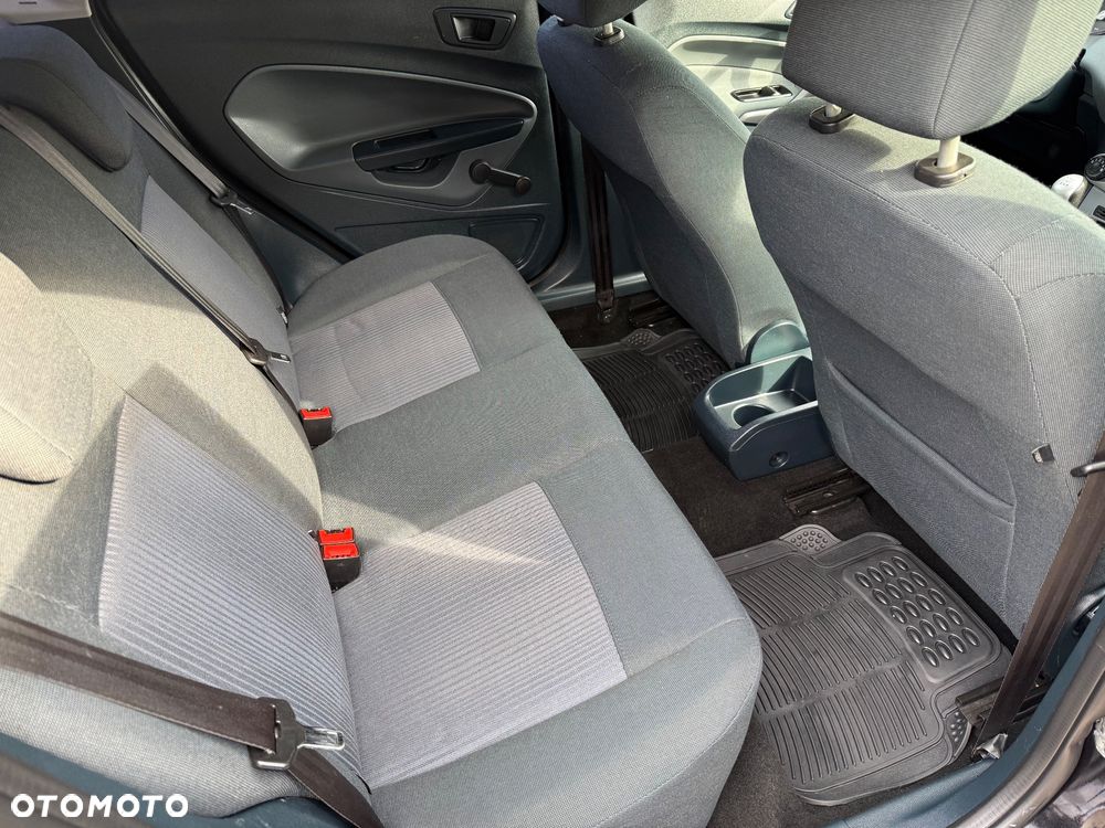 Ford Fiesta 1.25 Ambiente - 11