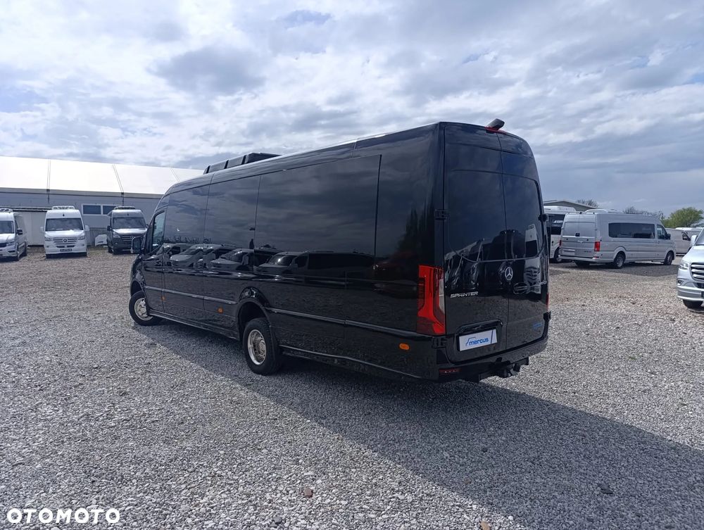 Mercedes-Benz Sprinter 519 - 22